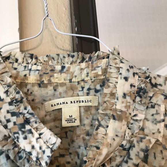 Tank Top with Ruffles - Picture 3 of 4